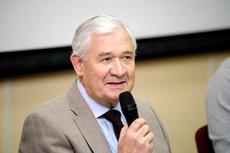 Лекция выдающегося хоккейного тренера В.В. Юрзинова